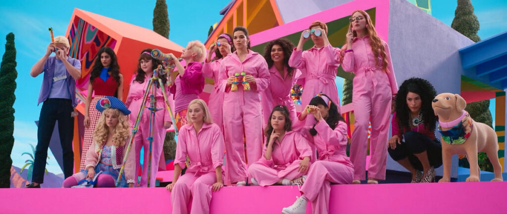 یک فیلم، دو نگاه: نقد فیلم Barbie 19 Barbie