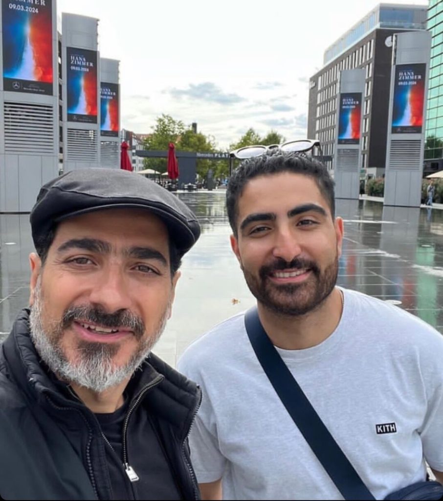 تصویری تازه از همایون شجریان و برادر کوچکش/ عکس » اصفهان امروز آنلاین