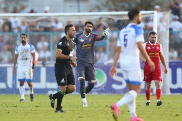 پرسپولیس از داوری بازی ملوان شکایت کرد » اصفهان امروز آنلاین