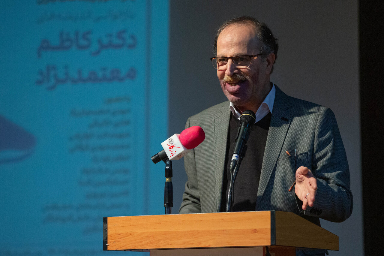 با اهمیت ترین آرزوی معتمدنژاد شکلگیری چیزی به اسم علم ربط، خانواده ارتباطات و منظومه ارتباطات می بود تا بتواند به حل و فصل مسائل ایران پشتیبانی کند 5 مهمترین آرزوی معتمدنژاد شکلگیری چیزی به اسم علم ارتباط، خانواده ارتباطات و منظومه ارتباطات بود تا بتواند به حل و فصل مسائل ایران کمک کند