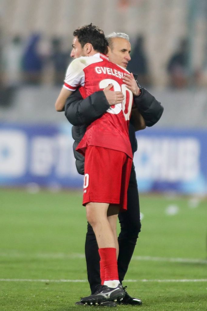 عکس‌| یحیی در بغل تقصیر کار مهم باخت پرسپولیس » اصفهانیا