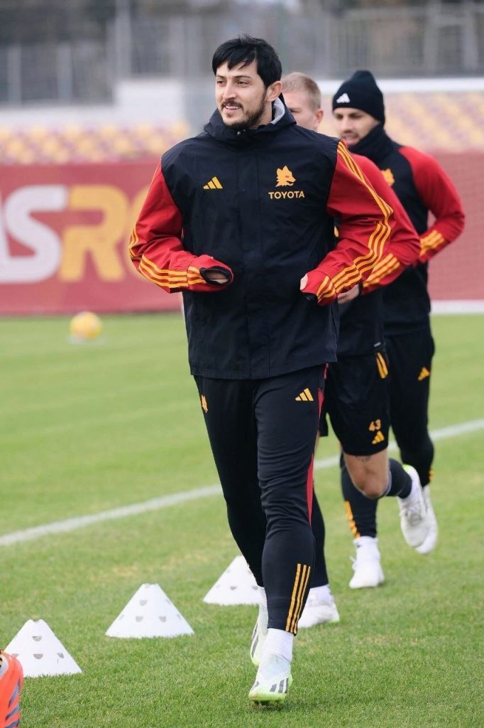 عکس‌| برگشت سریع سردار به رم؛ آماده برای بازی بزرگ! » اصفهانیا