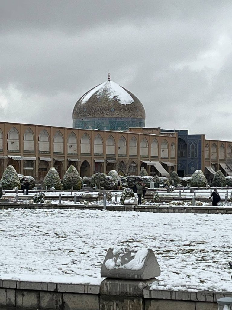 پاکی آوردی ای امید سپید » اصفهانیا