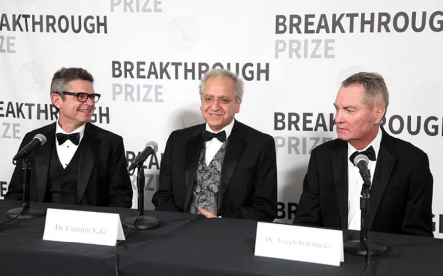 کامران وفا جایزه breakthrough