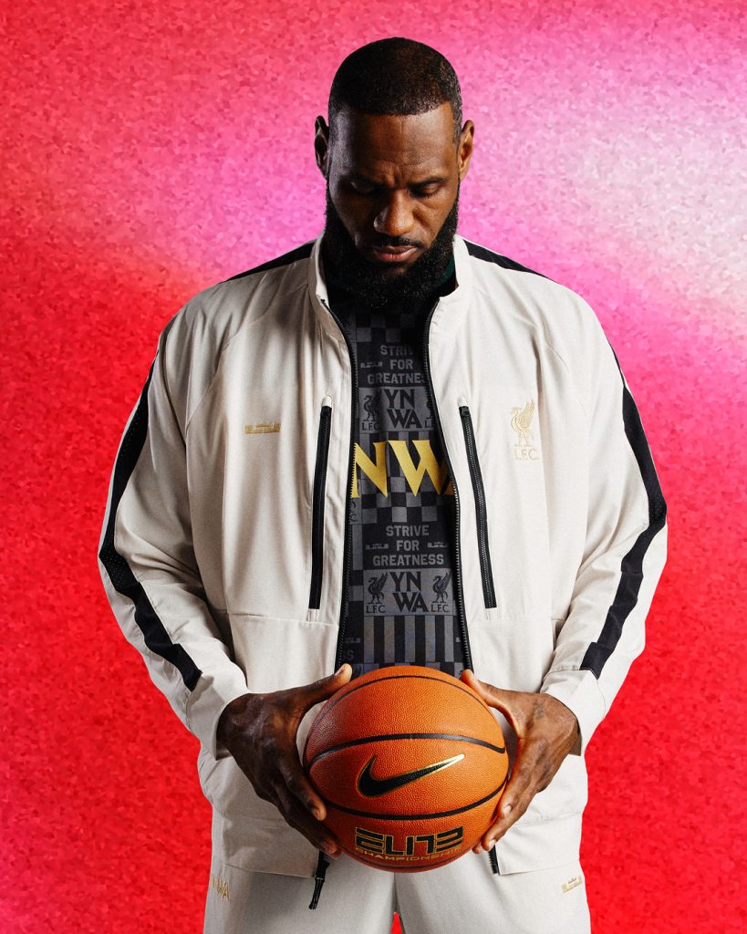 عکس| کالکشن پادشاه و لیورپول انتشار شد » اصفهانیا