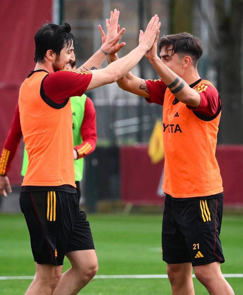 عکس‌| نشاط مشترک سردار آزمون با قهرمان جام جهانی » اصفهانیا