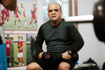 چاره نداشتم،باید سرمربی تیم ملی می‌شدم! » اصفهانیا