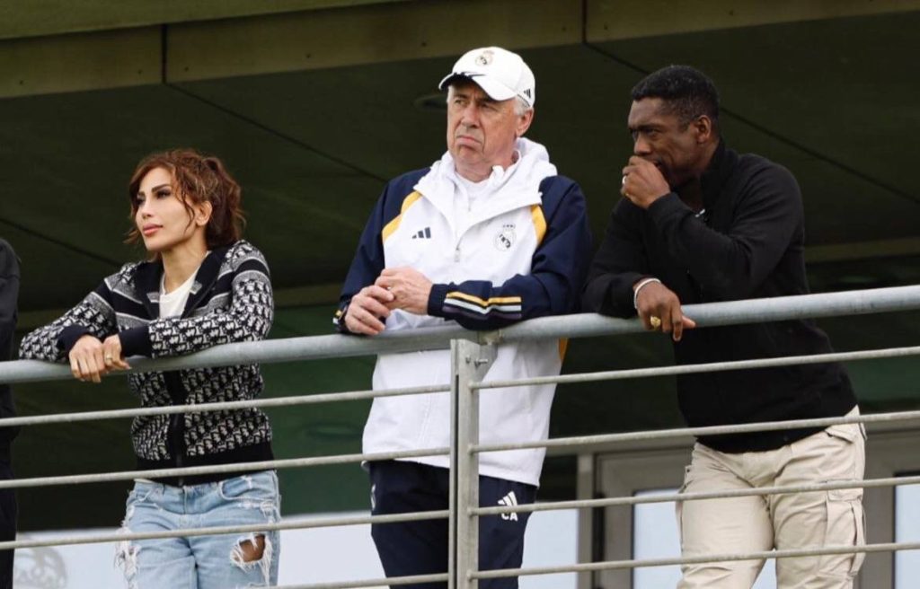 عکس‌| یک زن ایرانی مهمان رئال مادرید؛ ملاقات اختصاصی با کارلو آنچلوتی