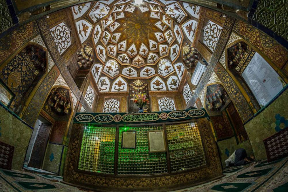 زیارتگاه های اصفهان؛ مهم ترین جاذبه های مذهبی و تاریخی با معماری چشم نواز 4 1