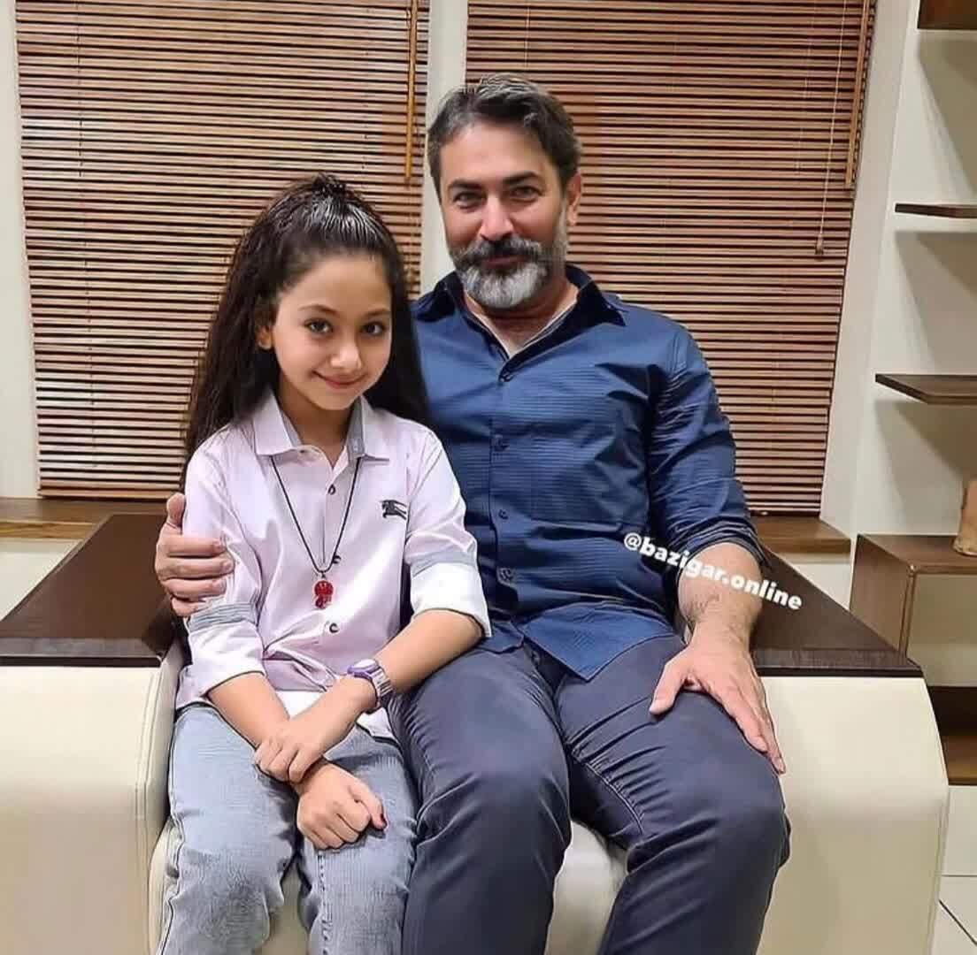 پارسا پیروزفر