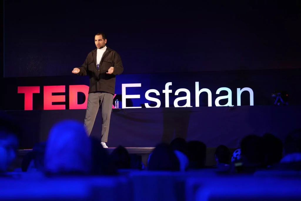 تدکس اصفهان ۲۰۲۴؛ ۱۰ قانون پیروزی در شبکه‌های اجتماعی [تماشا کنید]_اصفهانیا