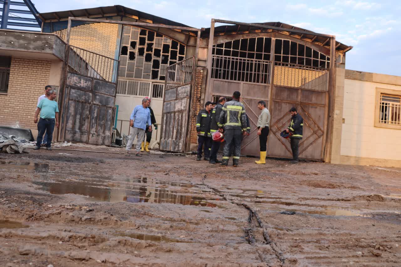 کارگاه تینر به آتش کشیده شد 16 IMG_20240808_115441_097