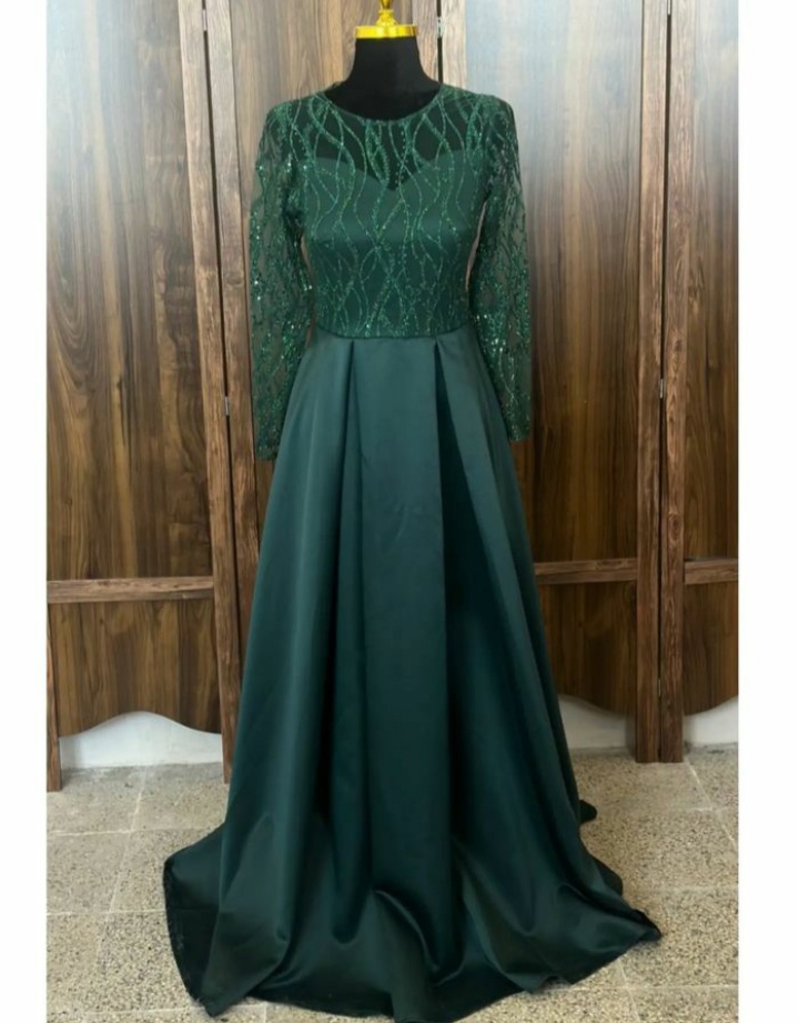 Dressed in a dress (21)