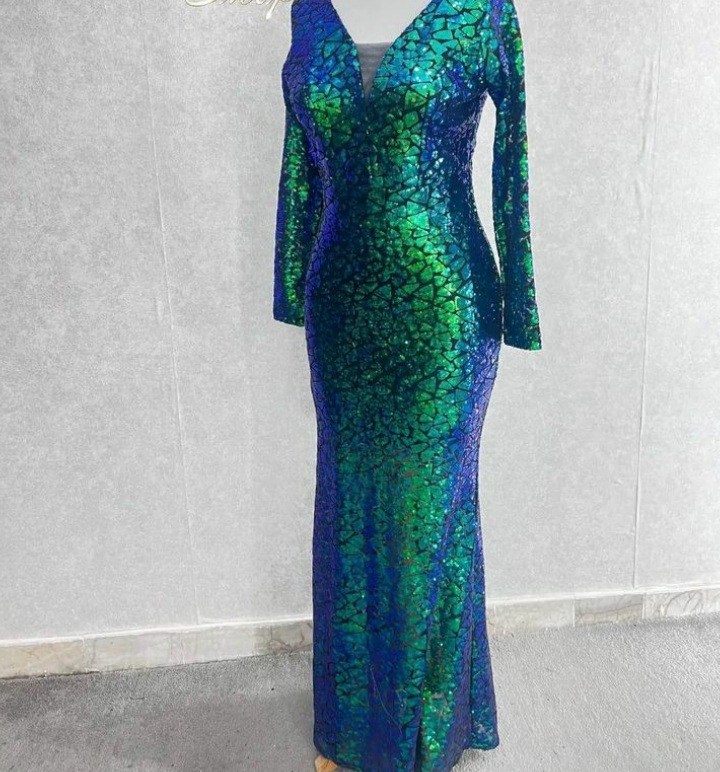 Dressed in a dress (29)