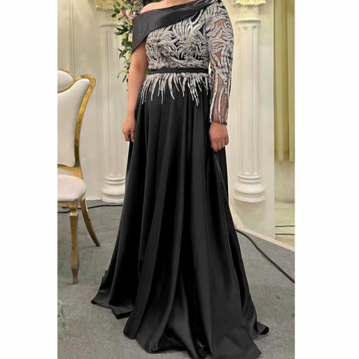 Dressed in a dress (33)