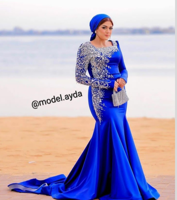 Dressed in a dress (41)