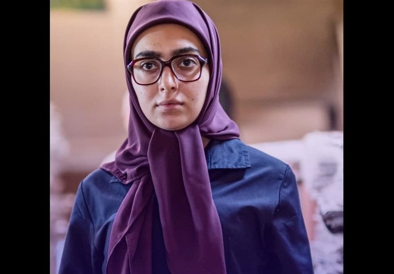 مهشید جوادی در فیلم ضد