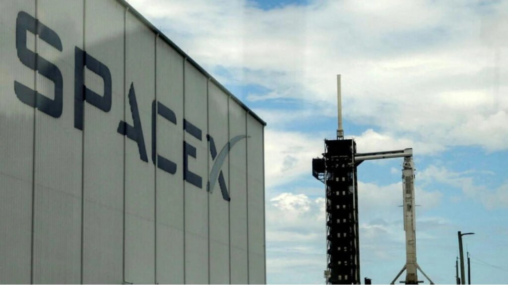 اداره هوانوردی آمریکا فعالیت راکت فالکون ۹ را متوقف کرد_اصفهانیا