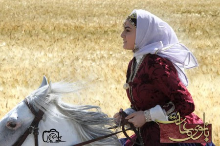 مریم مومن در فیلم بانوی عمارت (1)