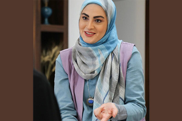 مریم مومن در سریال دردسرهای شیرین