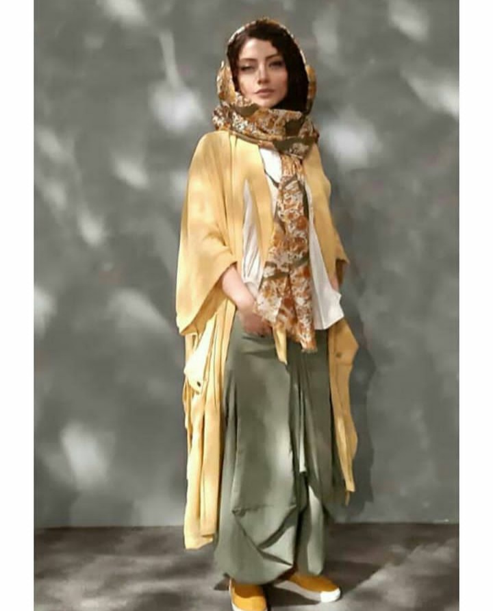 بیوگرافی هلن نقی لو 30 Helen Naghi Lu (14)