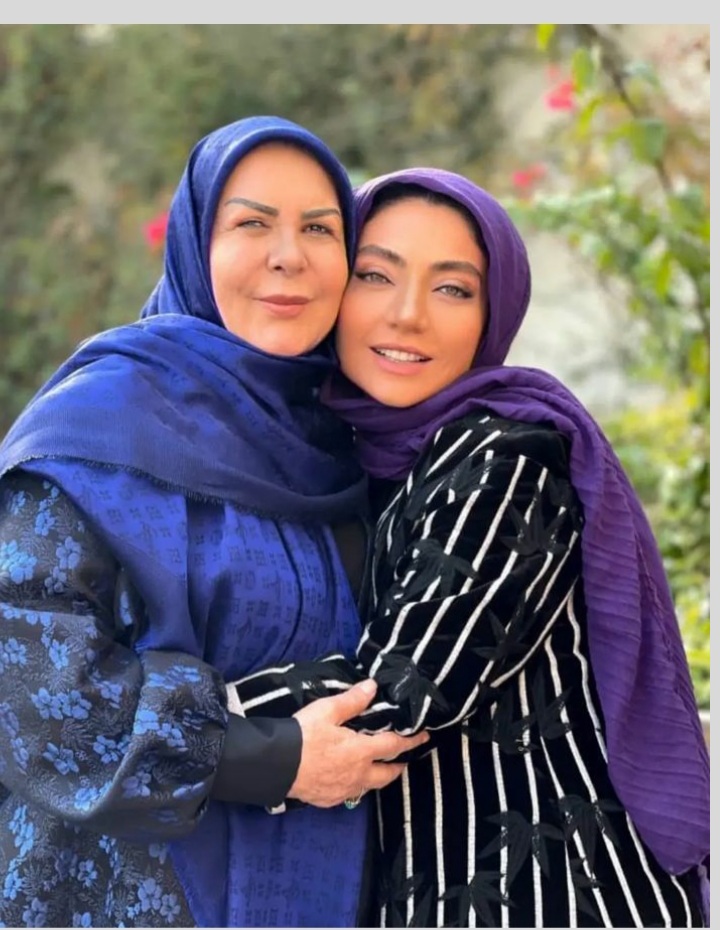 بیوگرافی هلن نقی لو 32 Helen Naghi Lu (6)