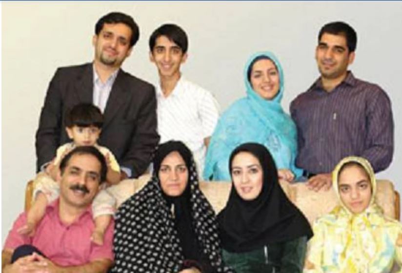 عکس همسر و فرزندان قدرت الله ایزدی
