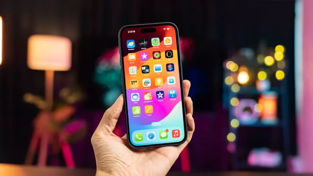 iOS 18 انگارً در اکثر اوقات نرخ رفرش آیفون را به ۸۰ هرتز محدود می‌کند_اصفهانیا