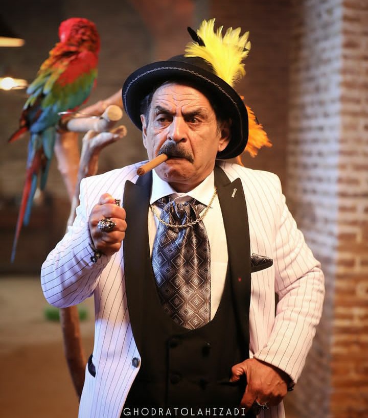 عکس همسر و فرزندان قوت الله ایزدی