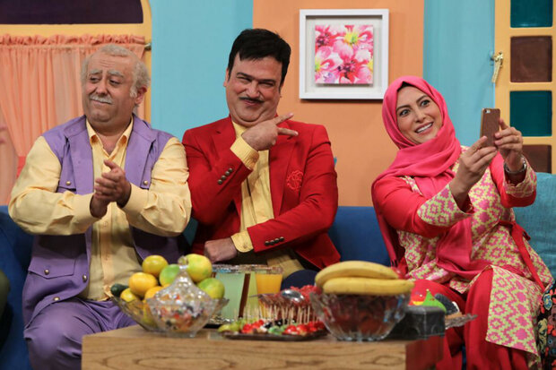 فریبا نادری دربچه محل