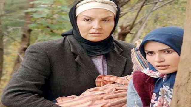 آزیتا ترکاشوند در سریال گذر از رنج‌ها