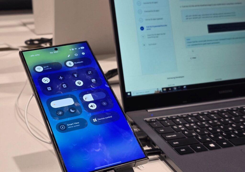 انتشار کردن آپدیت اندروید ۱۵ برای تلفنهای سامسونگ تا سال ۲۰۲۵ تأخیر خورد_اصفهانیا