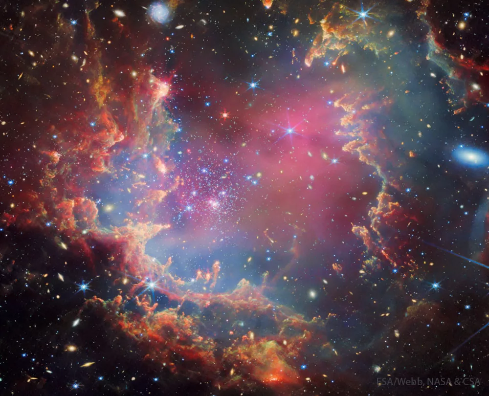 جیمز وب نبرد کیهانی در خوشه ستاره‌ای صدف را به عکس می‌کشد