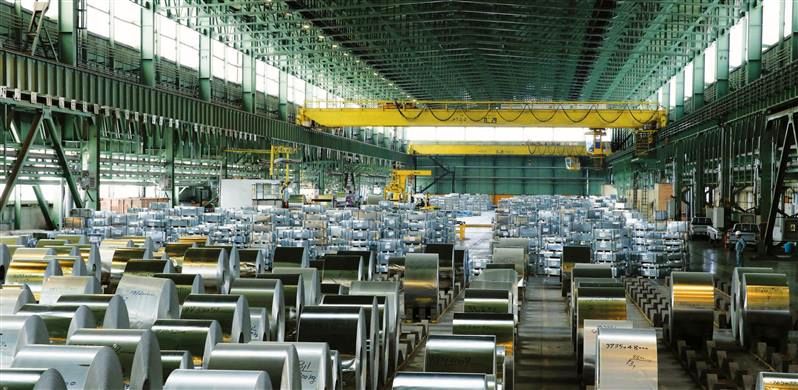 شش ماهه ابتدایی سال ۱۴۰۳ را به‌سختی، ولی با پیروزی پشت سر گذاشتیم