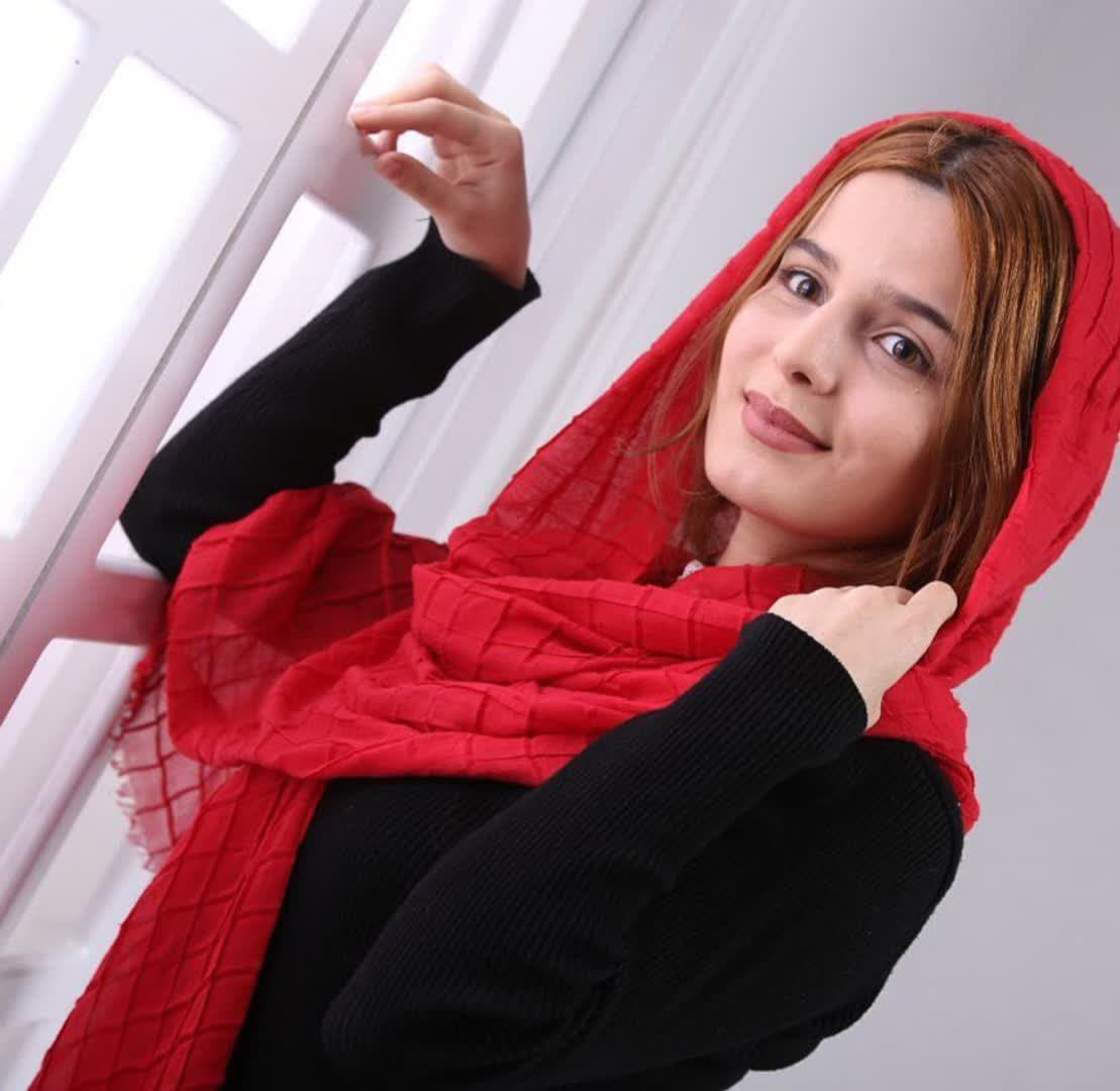 Ghazaleh Akrami (8)