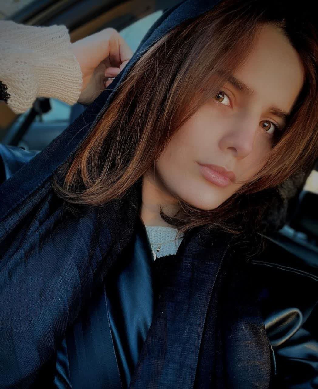 Ghazaleh Akrami (10)