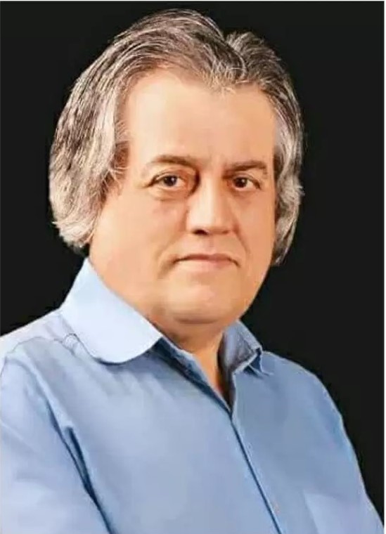 همه چیز از کتاب نخواندن خانواده اغاز می͏ شود 23 پرویز حسینی