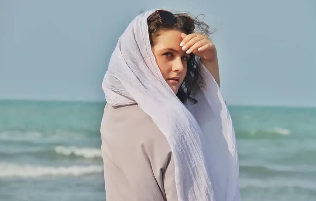 نگار بابایی کیست 49 Ngar Babaeei (1)