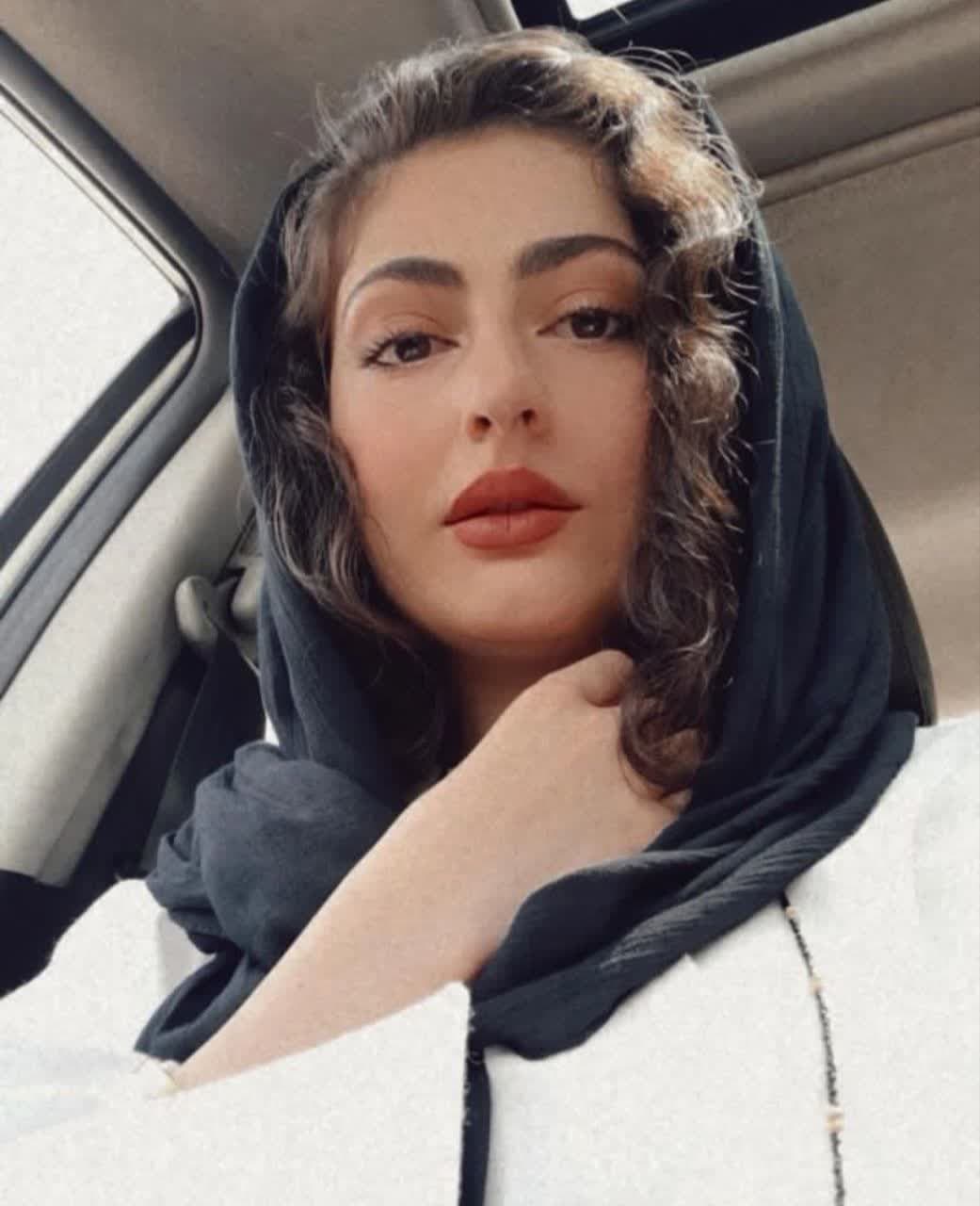 بیوگرافی پریسا دوستی بازیگر نقش انیس در سریال سوجان 46 photo_۲۰۲۴-۱۱-۱۷_۱۰-۵۰-۳۵