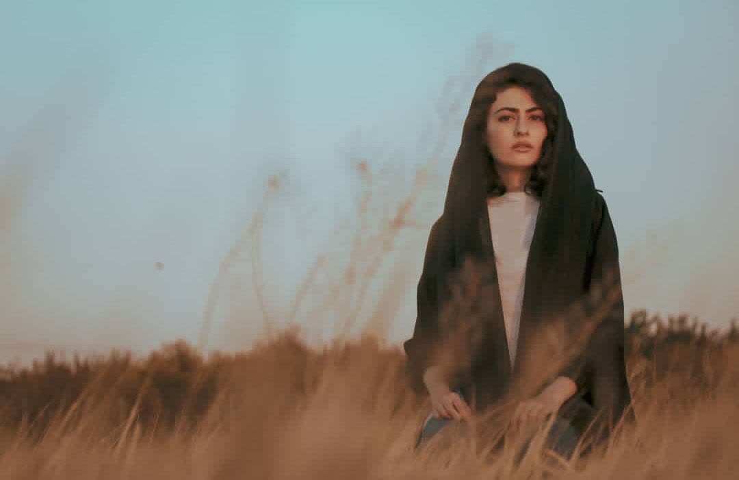 بیوگرافی پریسا دوستی بازیگر نقش انیس در سریال سوجان 53 Parisa Dosti (5)