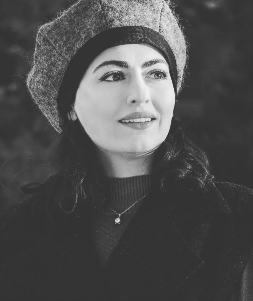 بیوگرافی پریسا دوستی بازیگر نقش انیس در سریال سوجان 55 Parisa Dosti (7)