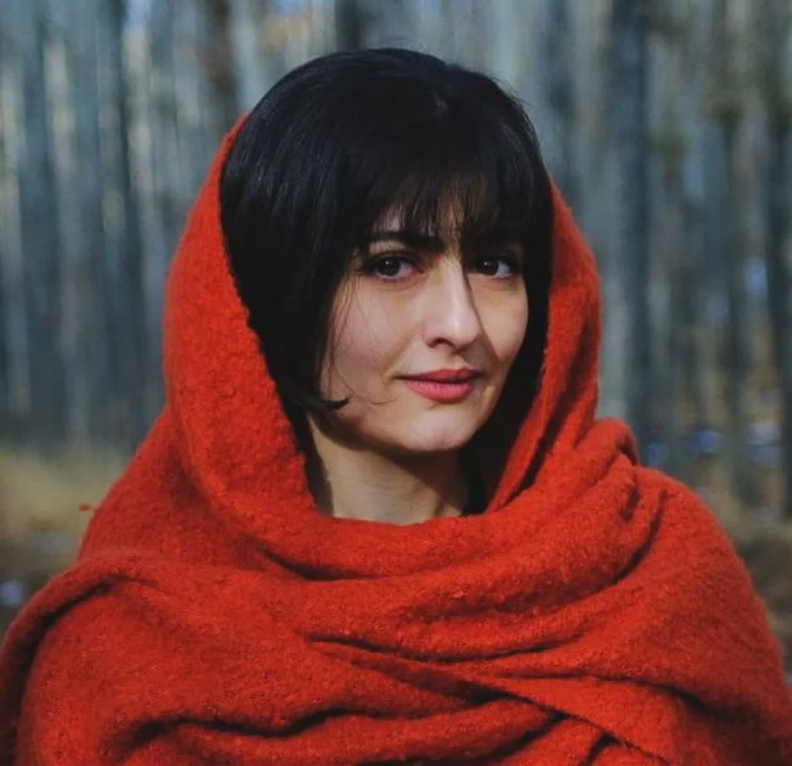 بیوگرافی پریسا دوستی بازیگر نقش انیس در سریال سوجان 62 Parisa Dosti (14)