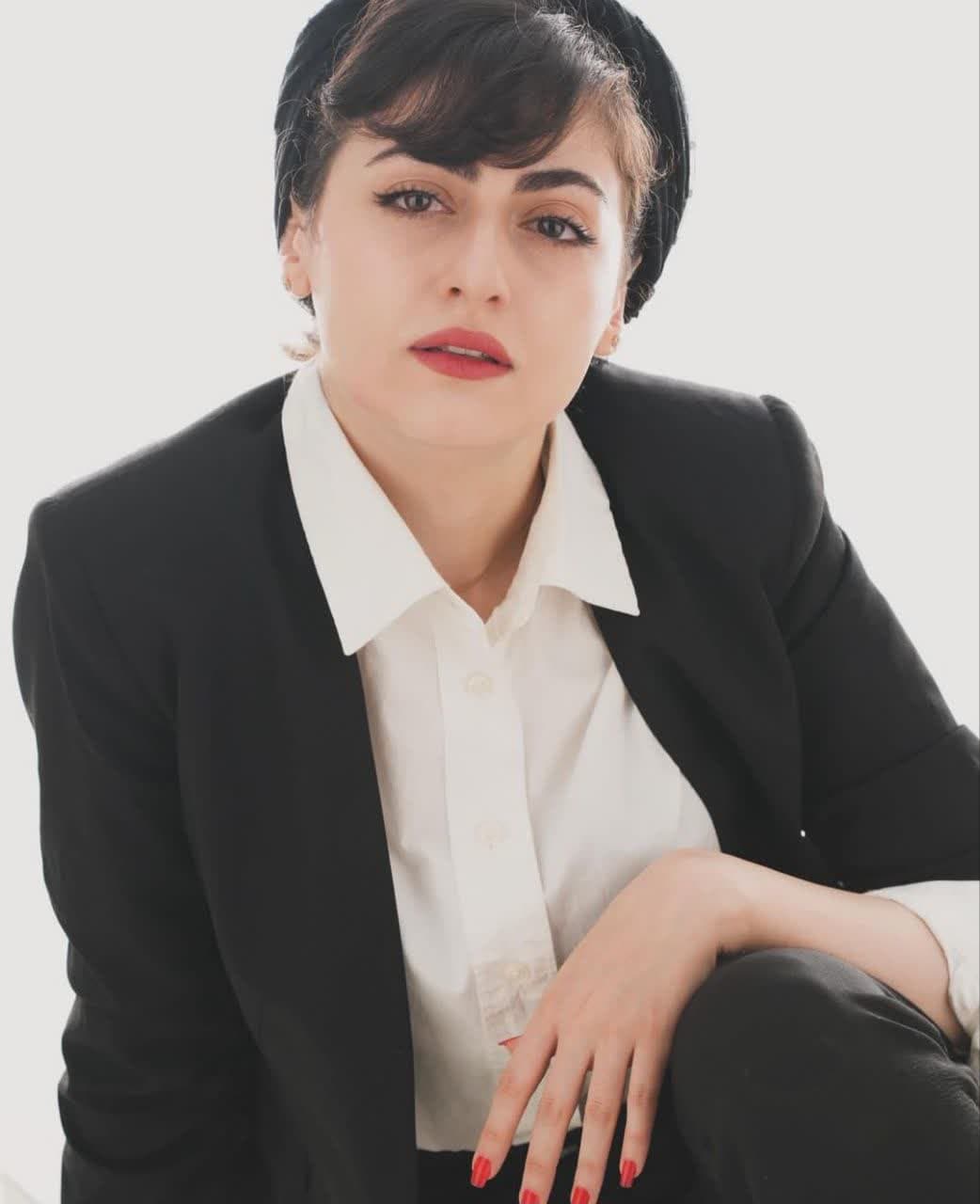 بیوگرافی پریسا دوستی بازیگر نقش انیس در سریال سوجان 65 Parisa Dosti (17)