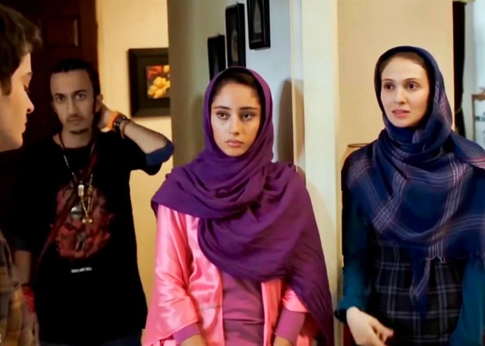 ملیسا ذاکری در فیلم مردن به وقت شهریور