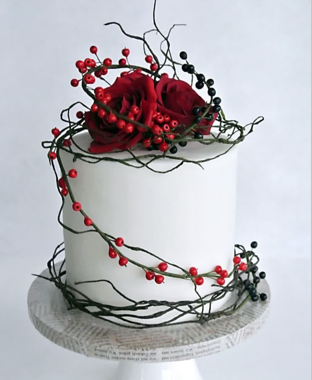 Yalda Night Cake (2)