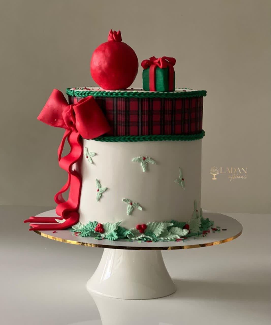 Yalda Night Cake (20)