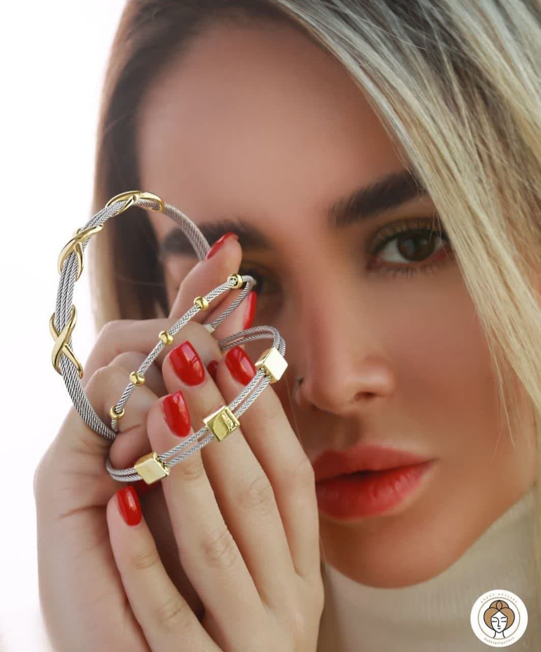 Gold bracelet model (8)