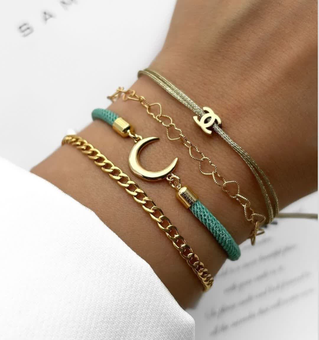 Gold bracelet model (13)