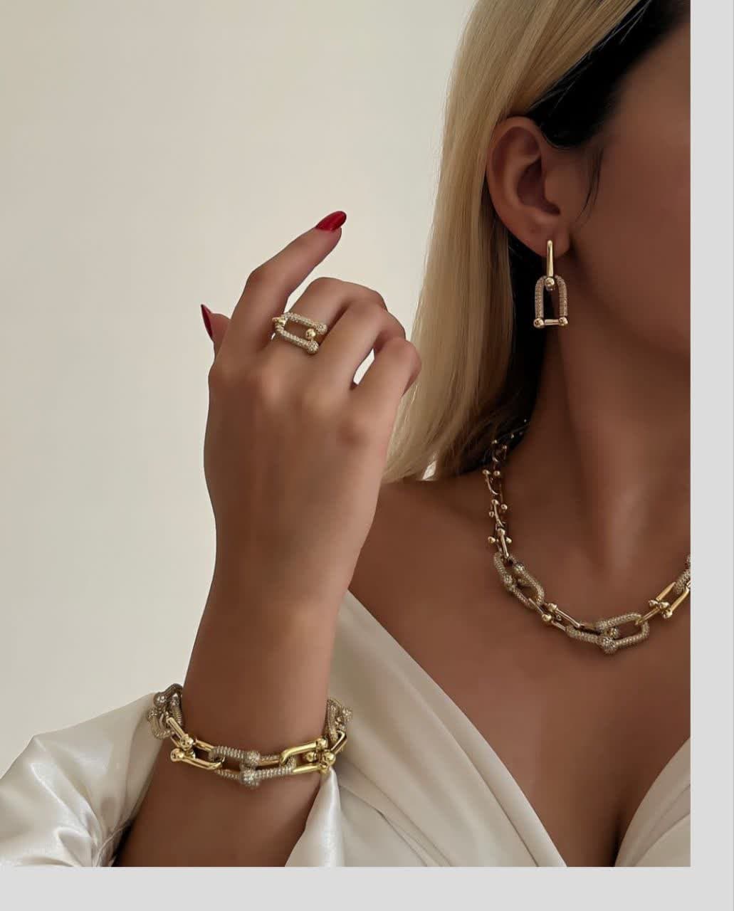 Gold bracelet model (28)