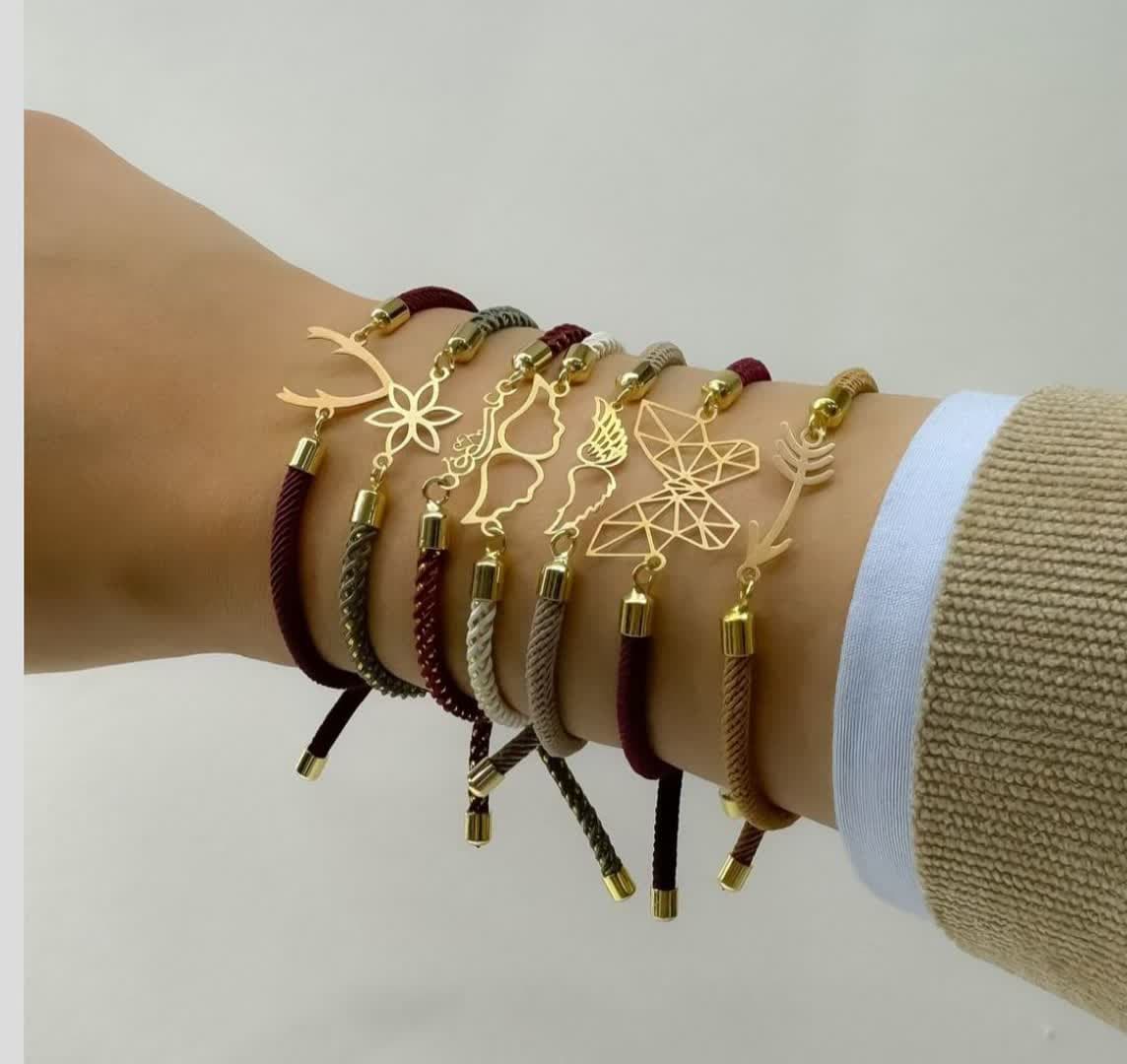 Gold bracelet model (31)